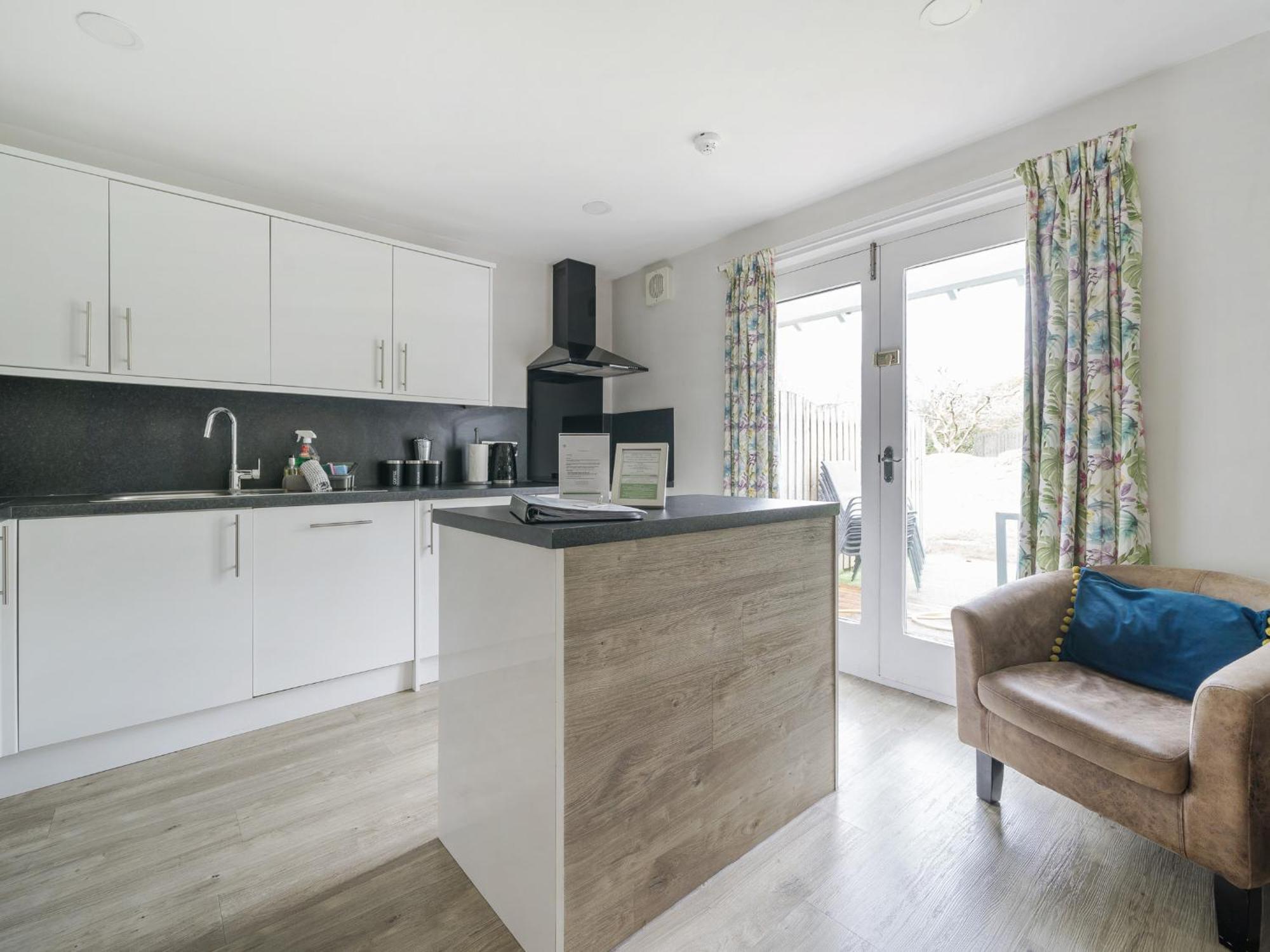 Yew - Woodland Cottages Bowness-on-Windermere Exteriör bild